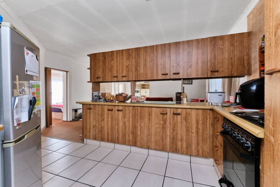 3 Bedroom Property for Sale in Helderkruin Gauteng