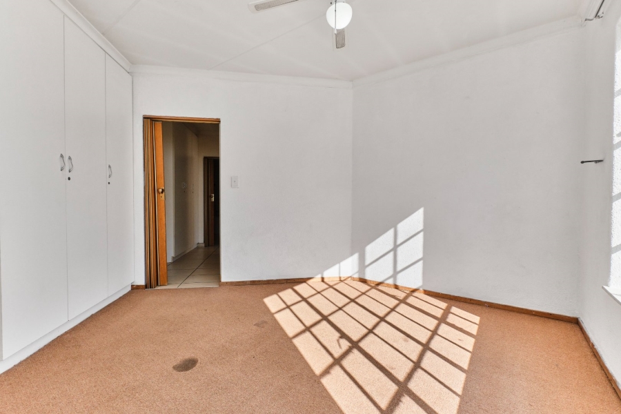 3 Bedroom Property for Sale in Helderkruin Gauteng