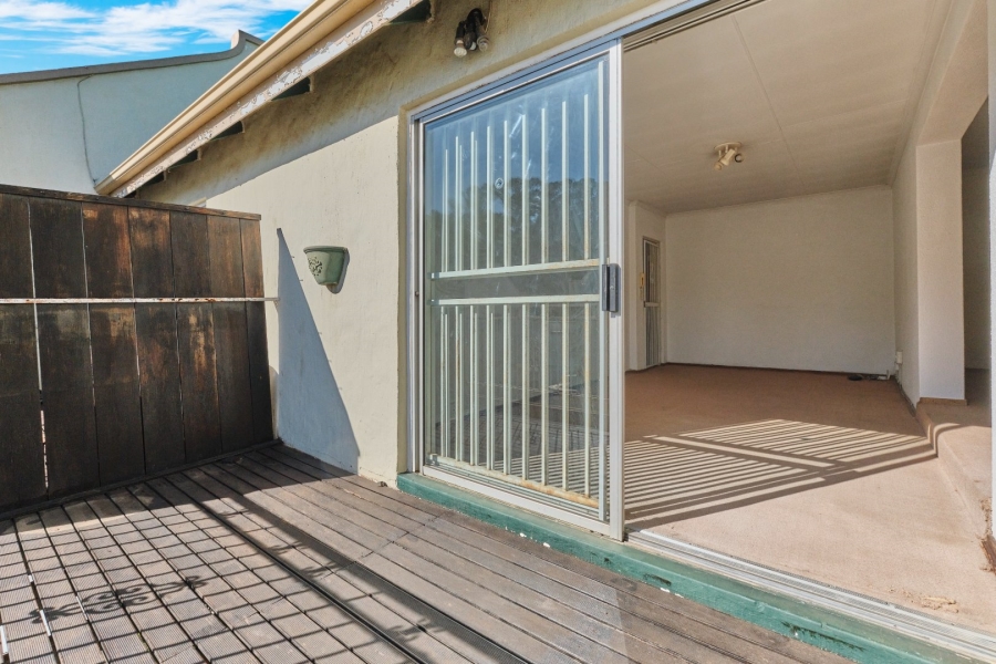 3 Bedroom Property for Sale in Helderkruin Gauteng