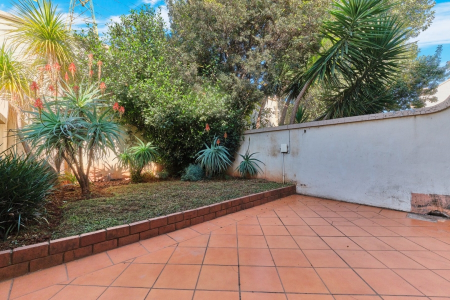 3 Bedroom Property for Sale in Helderkruin Gauteng