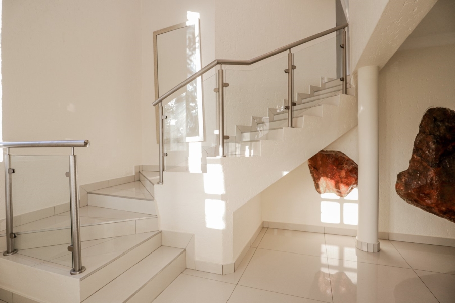 4 Bedroom Property for Sale in Bassonia Gauteng