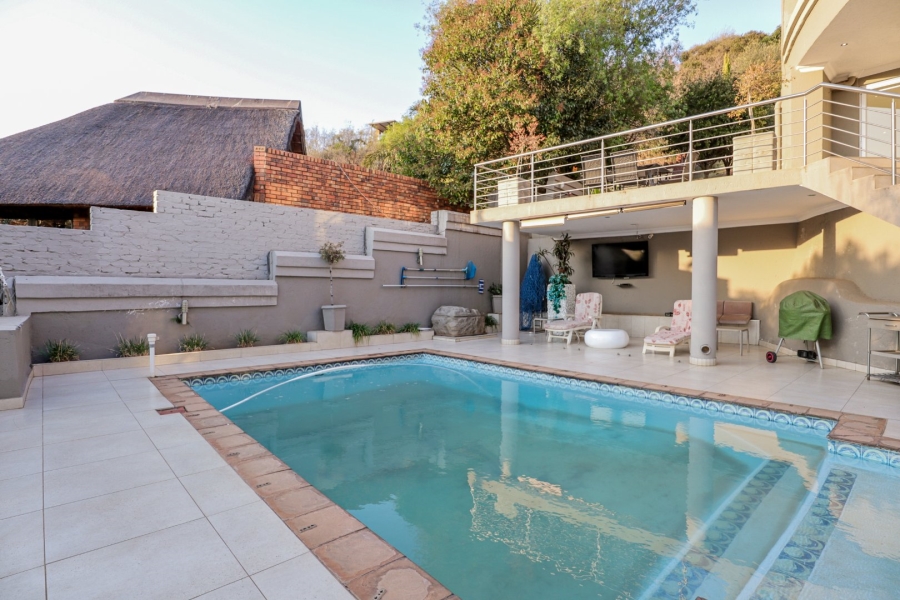 4 Bedroom Property for Sale in Bassonia Gauteng