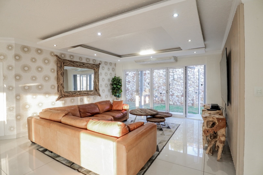 4 Bedroom Property for Sale in Bassonia Gauteng