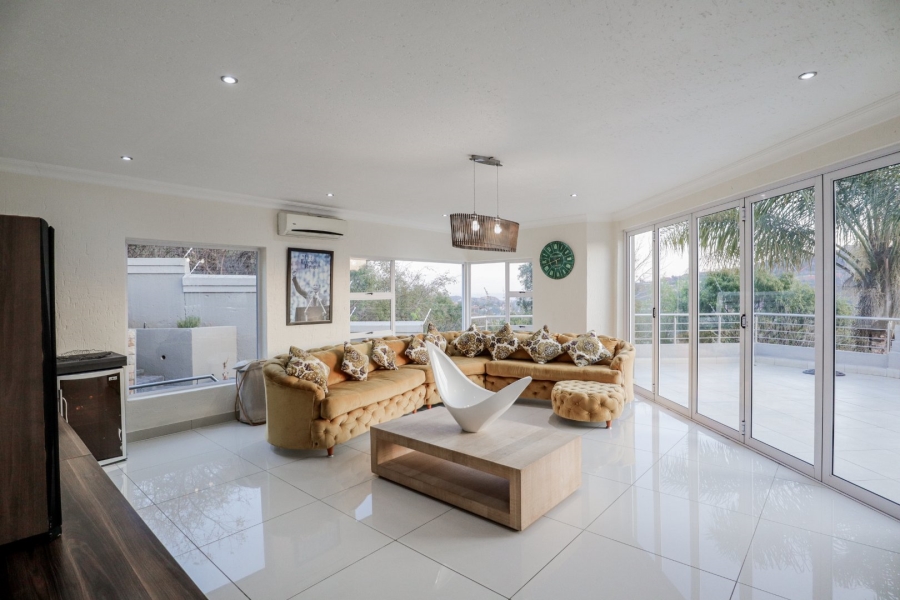 4 Bedroom Property for Sale in Bassonia Gauteng