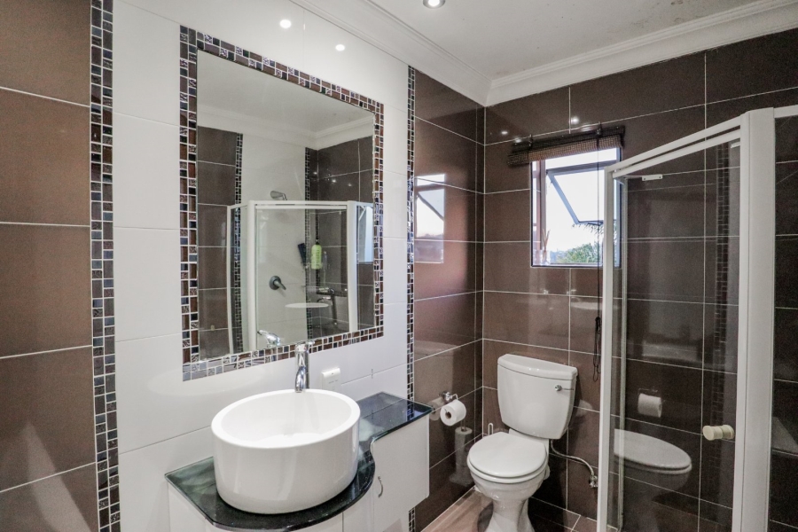 4 Bedroom Property for Sale in Bassonia Gauteng