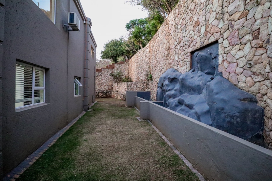 4 Bedroom Property for Sale in Bassonia Gauteng