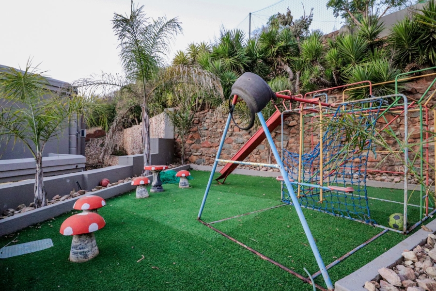 4 Bedroom Property for Sale in Bassonia Gauteng