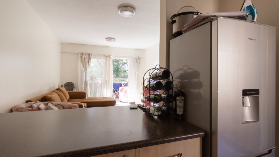 2 Bedroom Property for Sale in Die Hoewes Gauteng