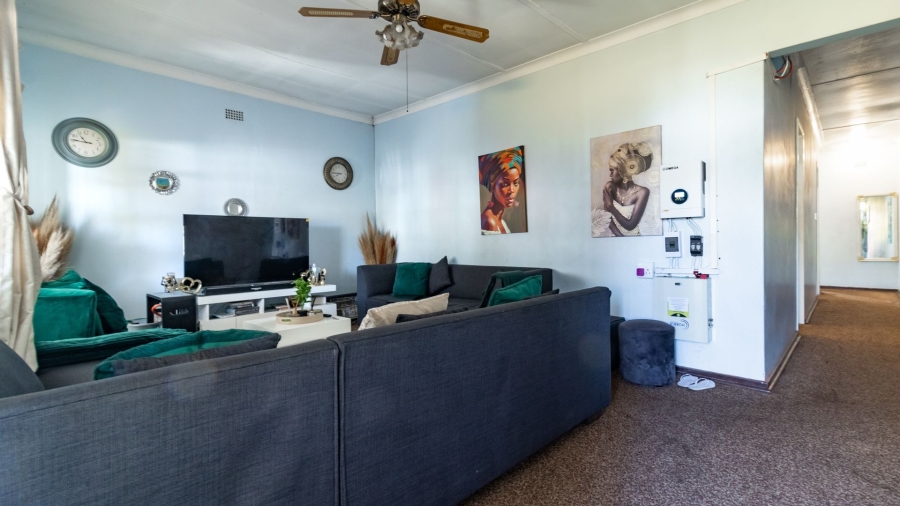 2 Bedroom Property for Sale in La Rochelle Gauteng