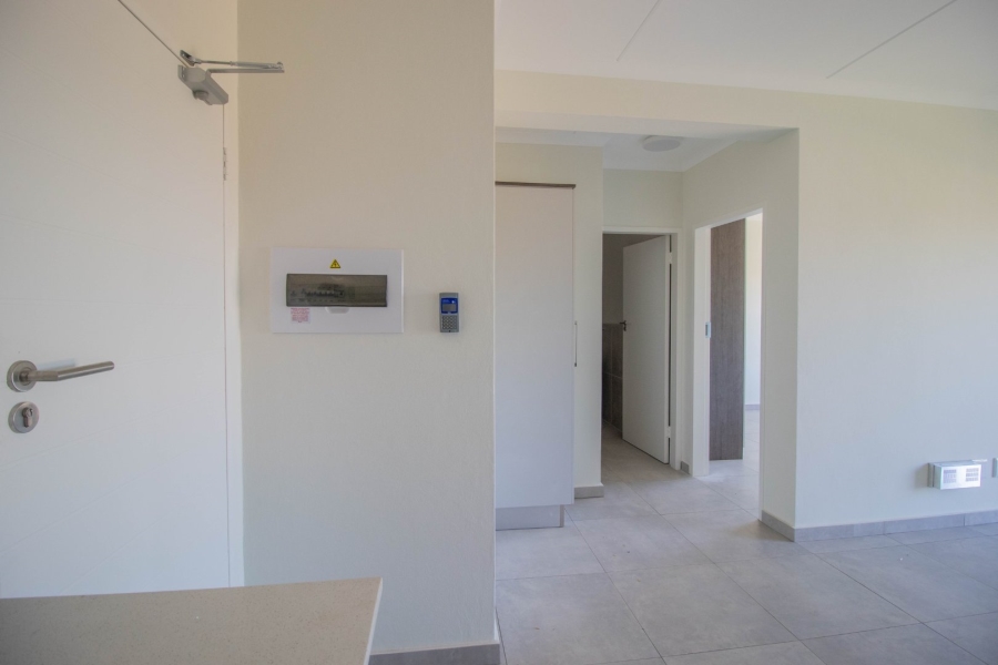 1 Bedroom Property for Sale in Lilianton Gauteng