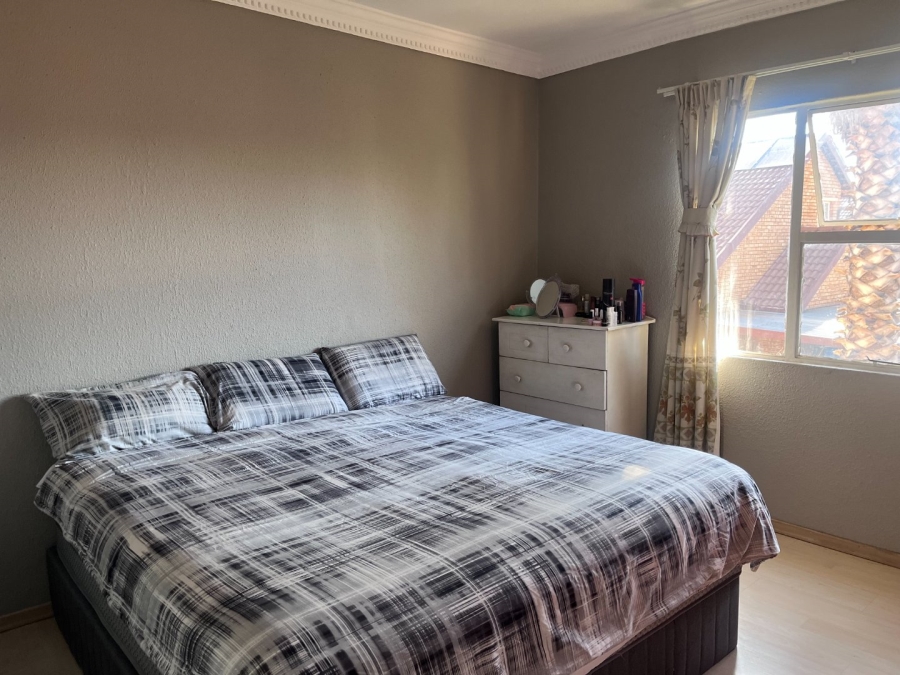 2 Bedroom Property for Sale in Pomona Gauteng