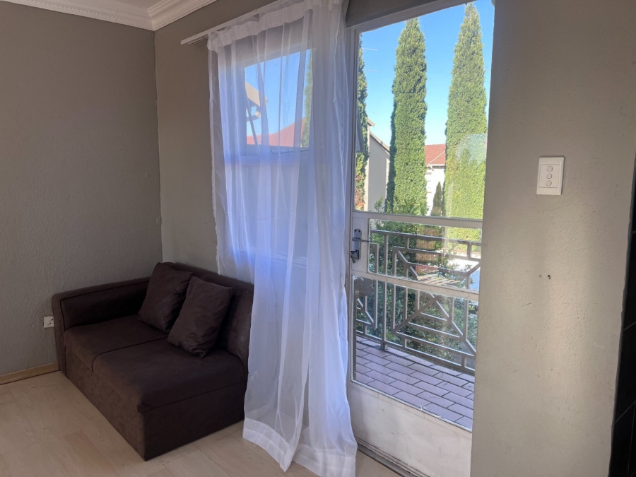2 Bedroom Property for Sale in Pomona Gauteng