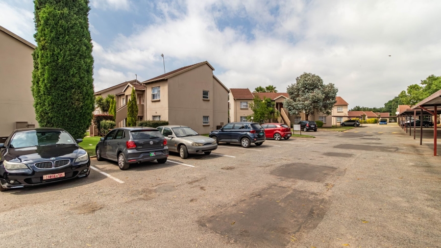 2 Bedroom Property for Sale in Pomona Gauteng