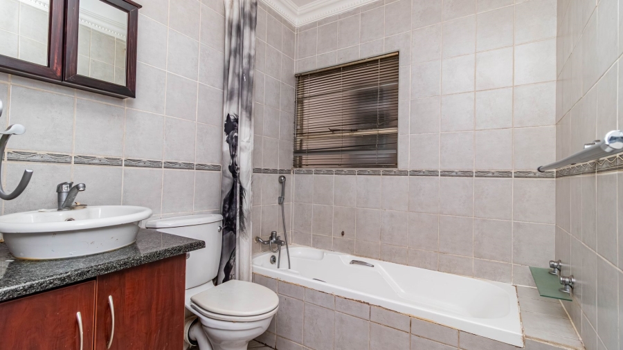 2 Bedroom Property for Sale in Pomona Gauteng