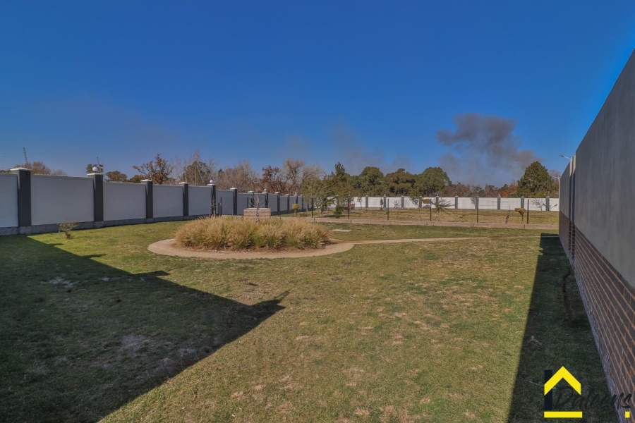 2 Bedroom Property for Sale in Lilianton Gauteng
