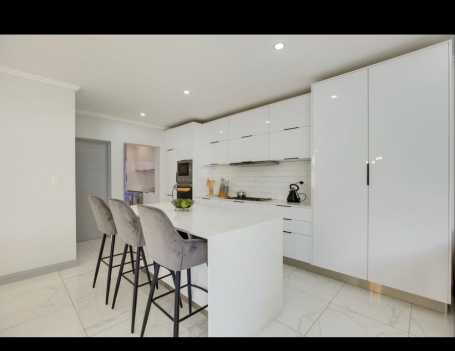 To Let 3 Bedroom Property for Rent in Kengies Gauteng