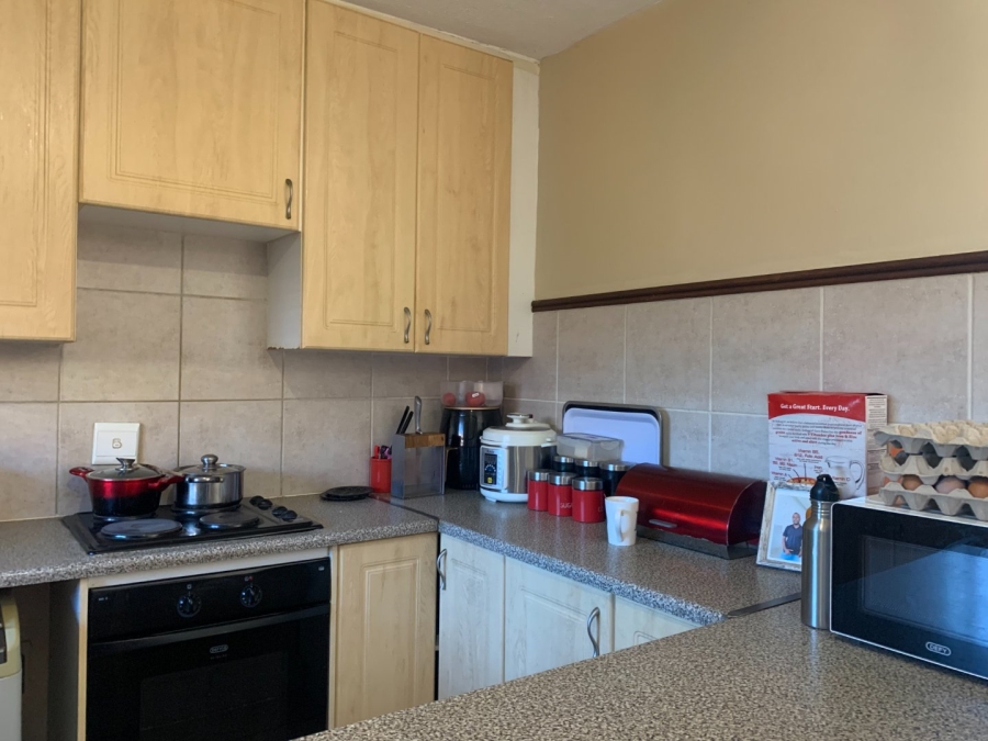 To Let 2 Bedroom Property for Rent in Sagewood Gauteng