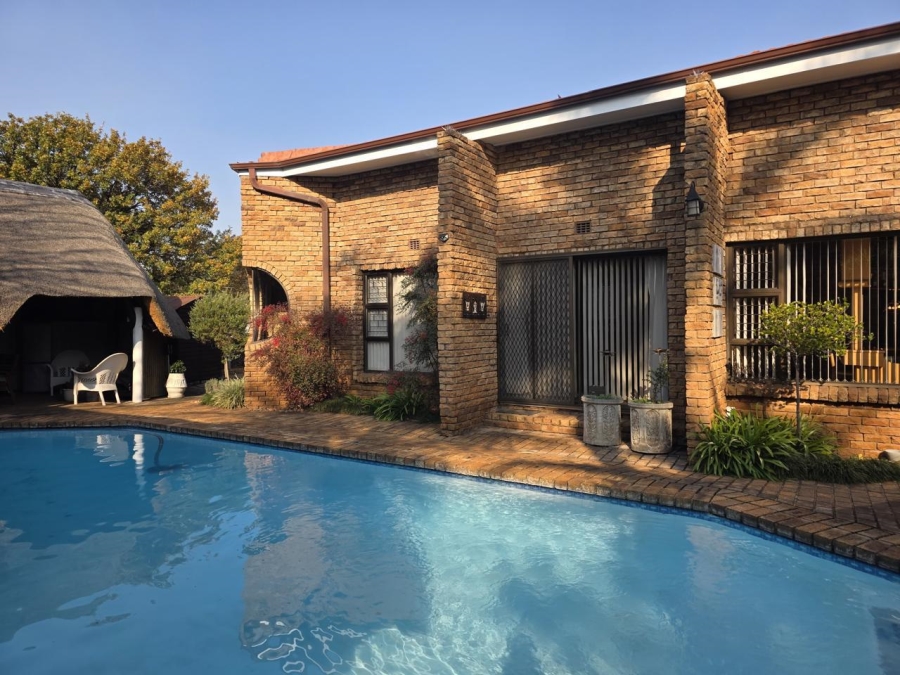 3 Bedroom Property for Sale in Vanderbijlpark SE 3 Gauteng