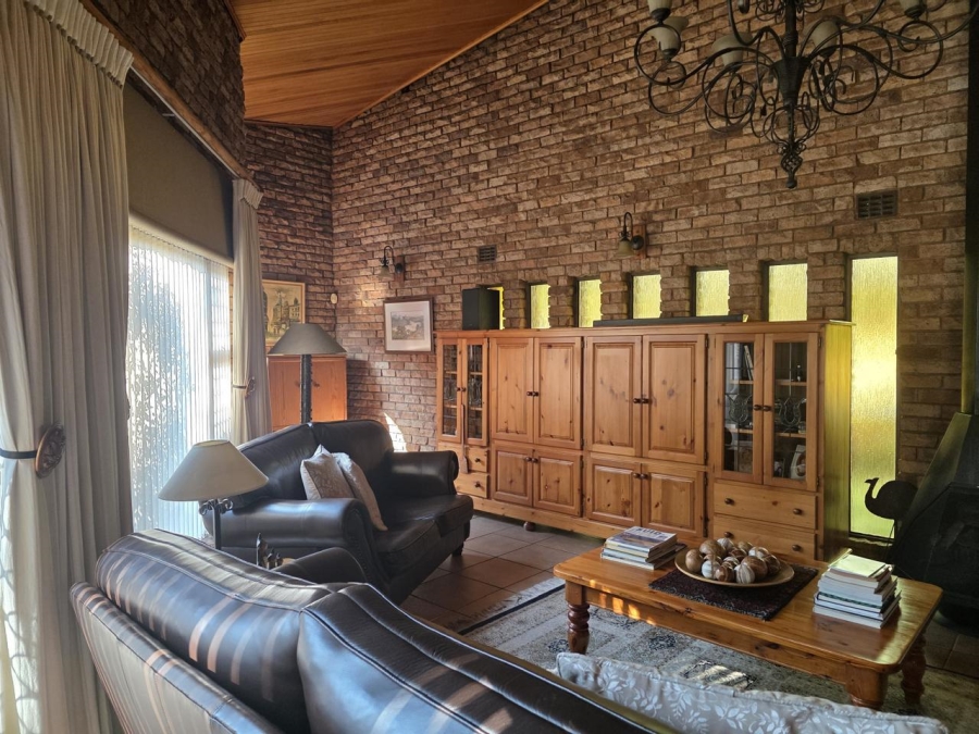 3 Bedroom Property for Sale in Vanderbijlpark SE 3 Gauteng