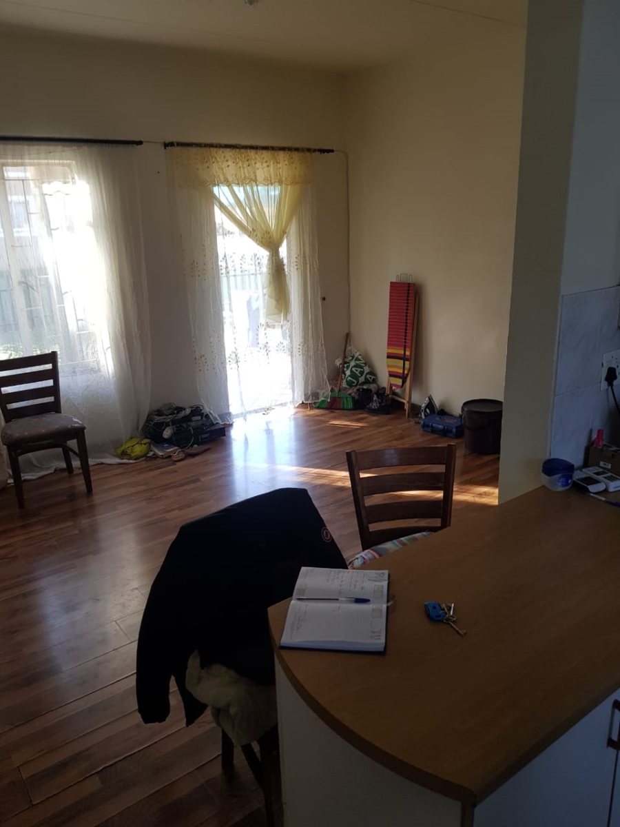2 Bedroom Property for Sale in Parkdene Gauteng