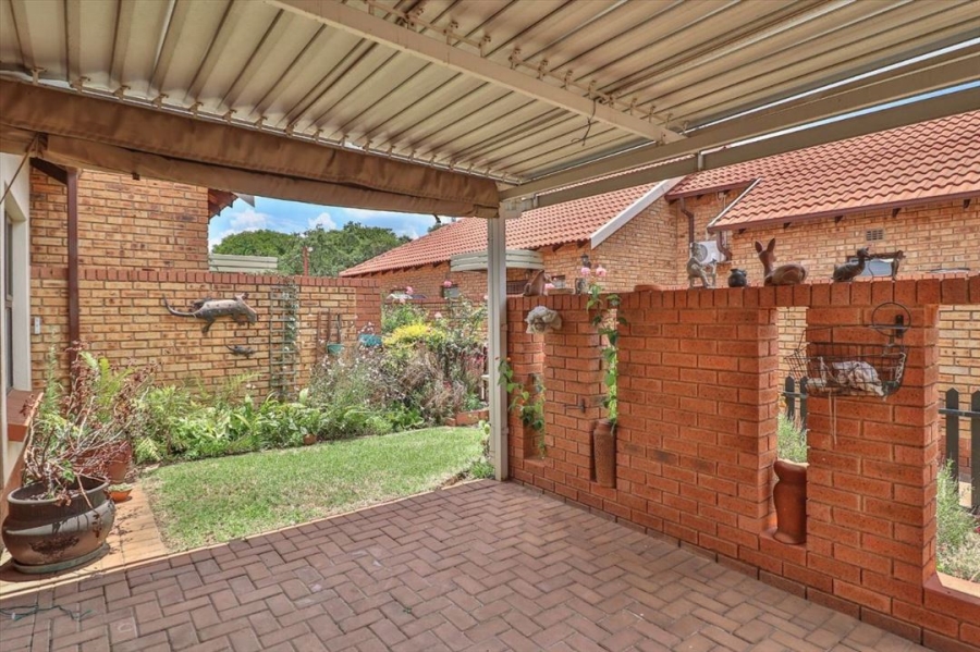 2 Bedroom Property for Sale in Brentwood Park Gauteng
