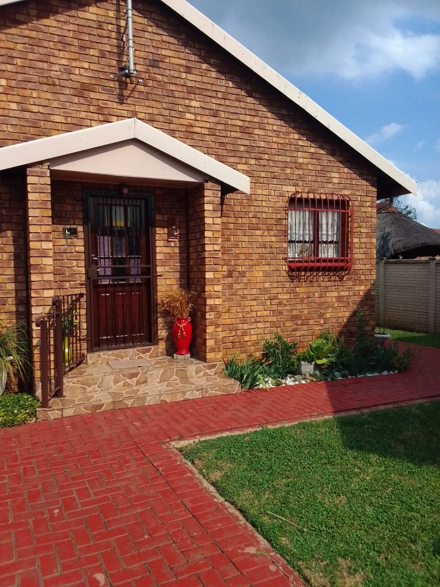 3 Bedroom Property for Sale in Vanderbijlpark SE 5 Gauteng