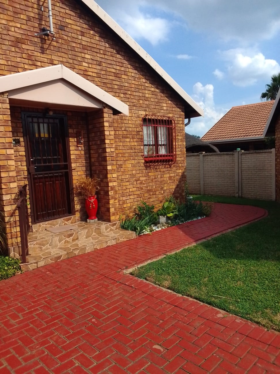 3 Bedroom Property for Sale in Vanderbijlpark SE 5 Gauteng