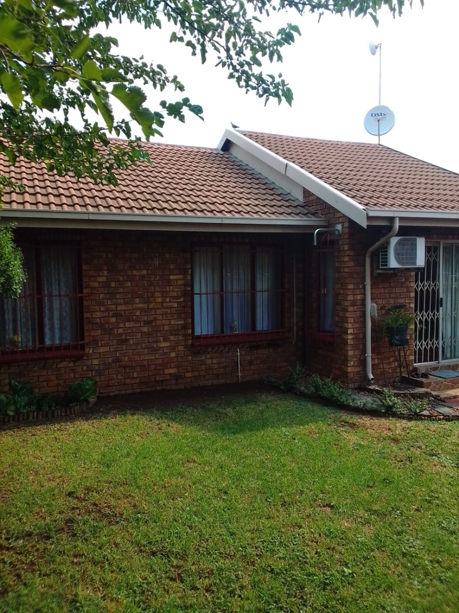3 Bedroom Property for Sale in Vanderbijlpark SE 5 Gauteng