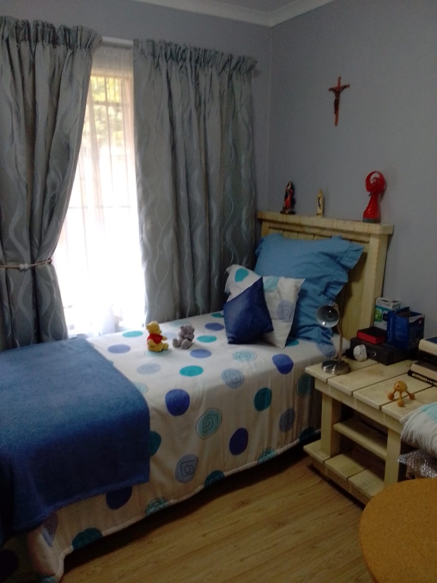 3 Bedroom Property for Sale in Vanderbijlpark SE 5 Gauteng
