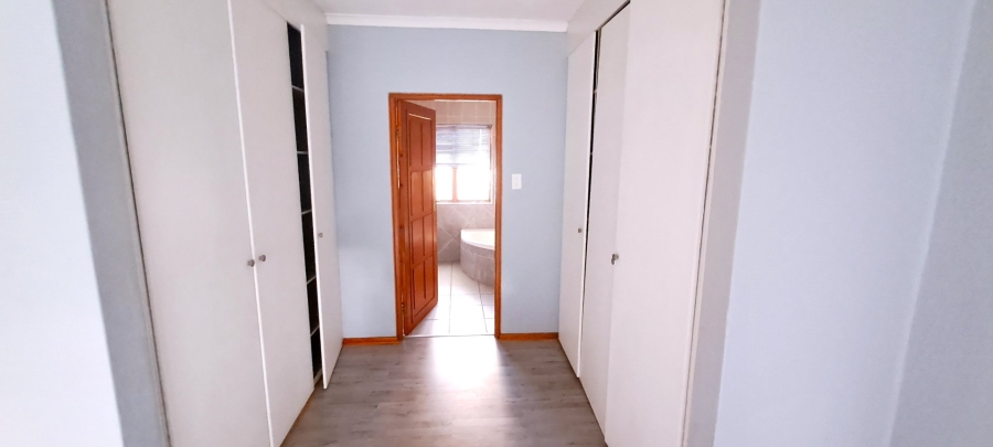 To Let 3 Bedroom Property for Rent in Halfway Gardens Gauteng