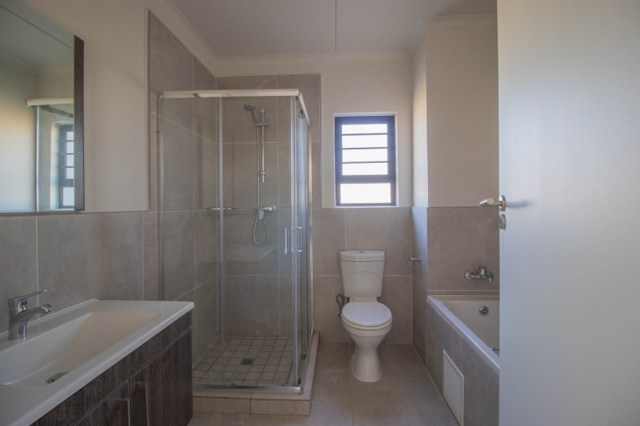 3 Bedroom Property for Sale in Lilianton Gauteng