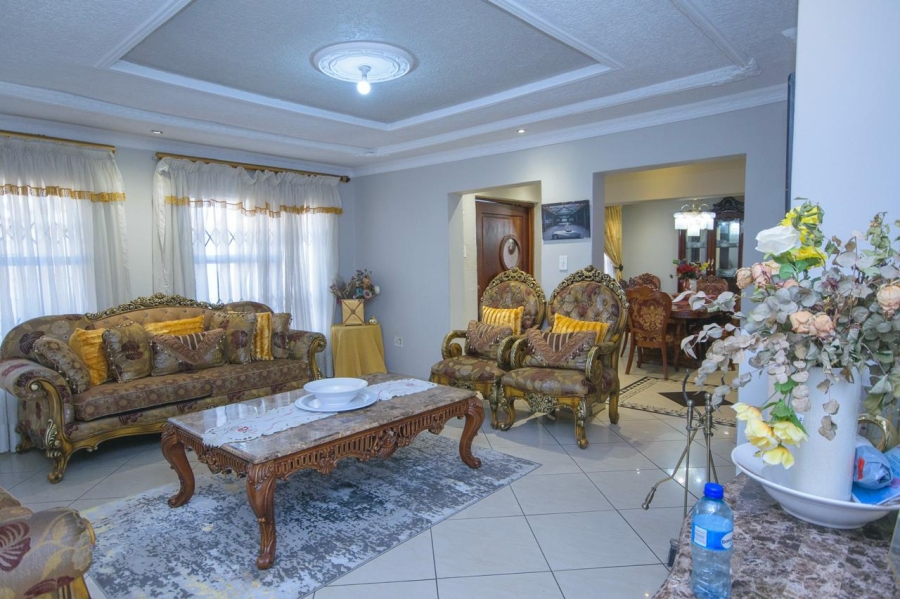 4 Bedroom Property for Sale in Brackendowns Gauteng