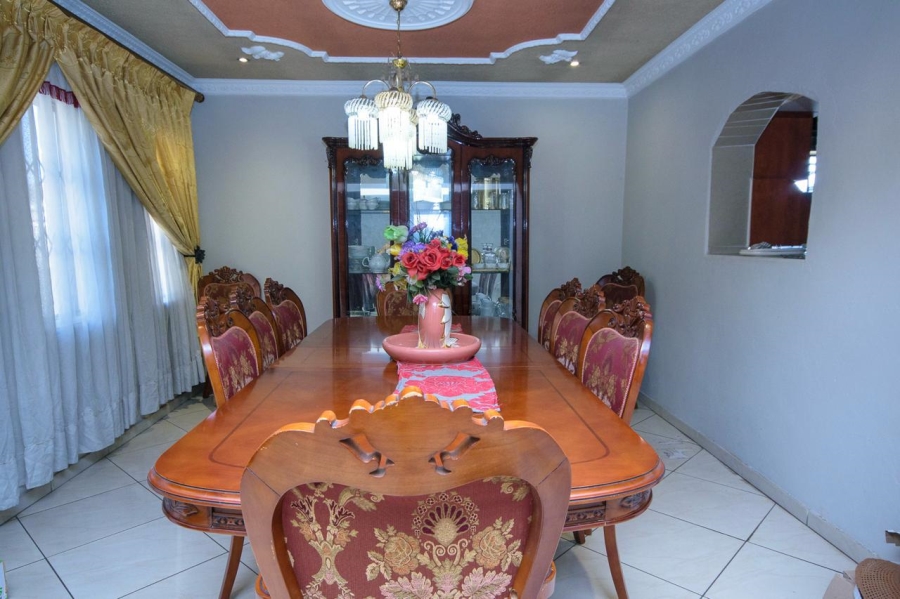 4 Bedroom Property for Sale in Brackendowns Gauteng