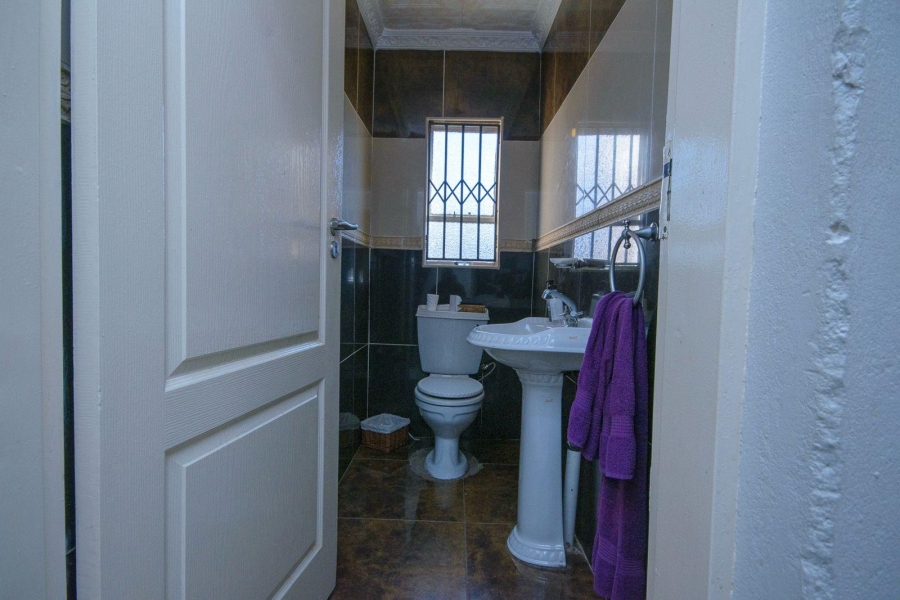 4 Bedroom Property for Sale in Brackendowns Gauteng