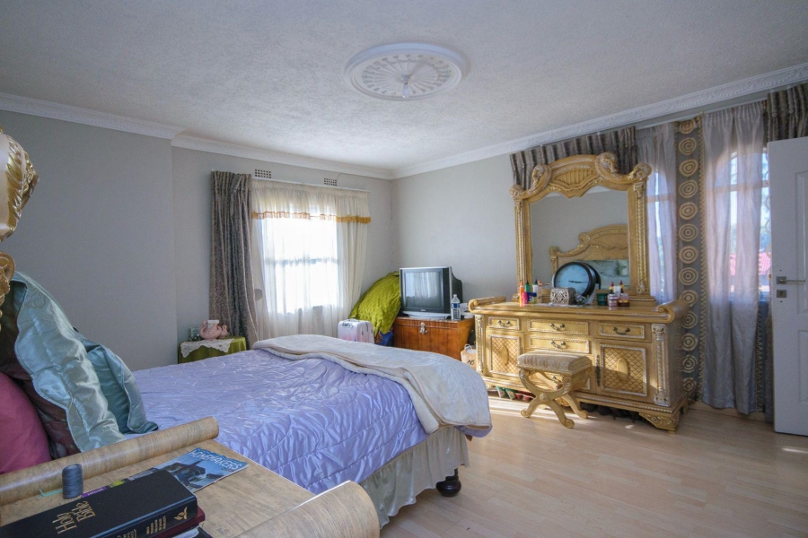 4 Bedroom Property for Sale in Brackendowns Gauteng