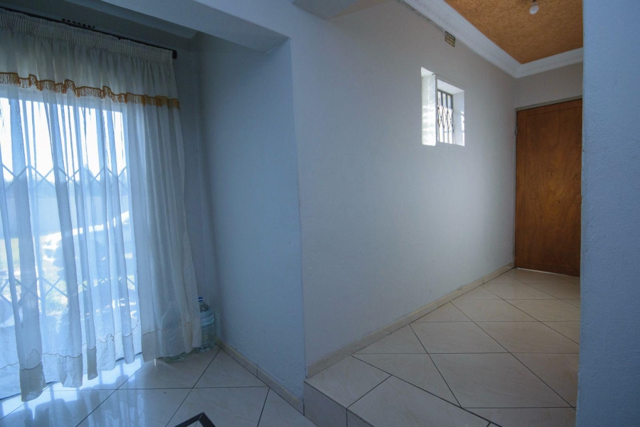 4 Bedroom Property for Sale in Brackendowns Gauteng