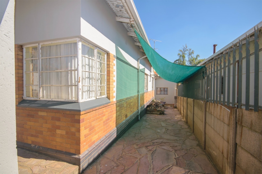 3 Bedroom Property for Sale in Rosettenville Gauteng