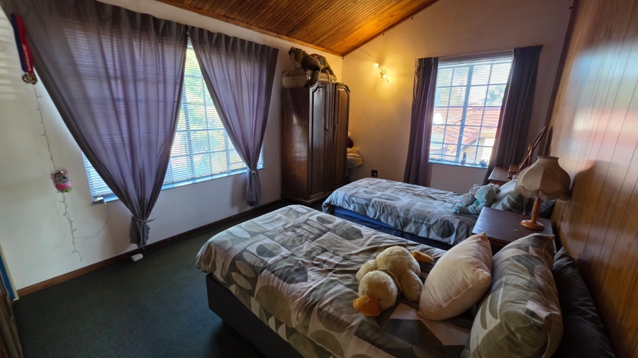 5 Bedroom Property for Sale in Doornpoort Gauteng