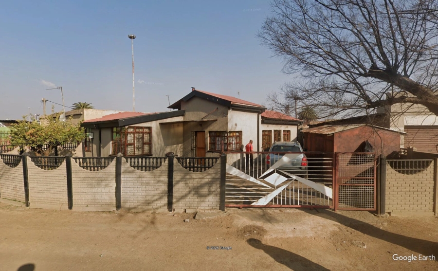  Bedroom Property for Sale in Bophelong Gauteng