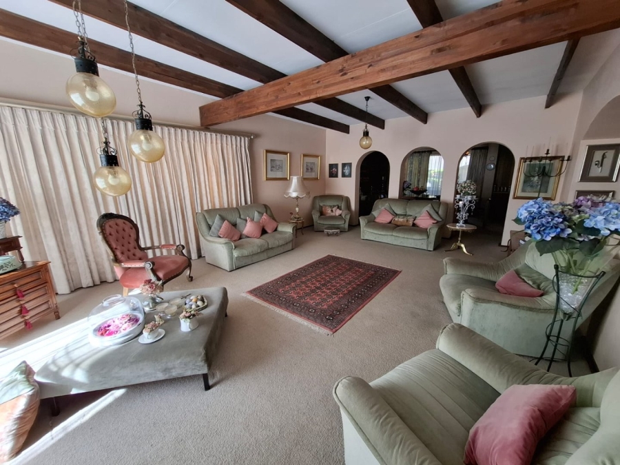 4 Bedroom Property for Sale in Monument Park Gauteng