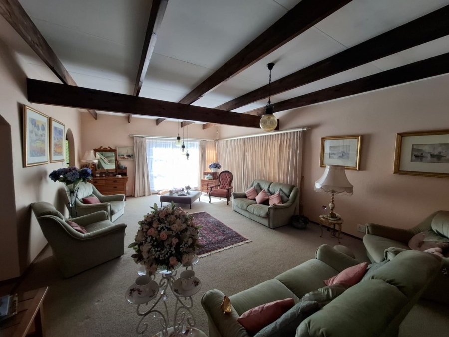 4 Bedroom Property for Sale in Monument Park Gauteng