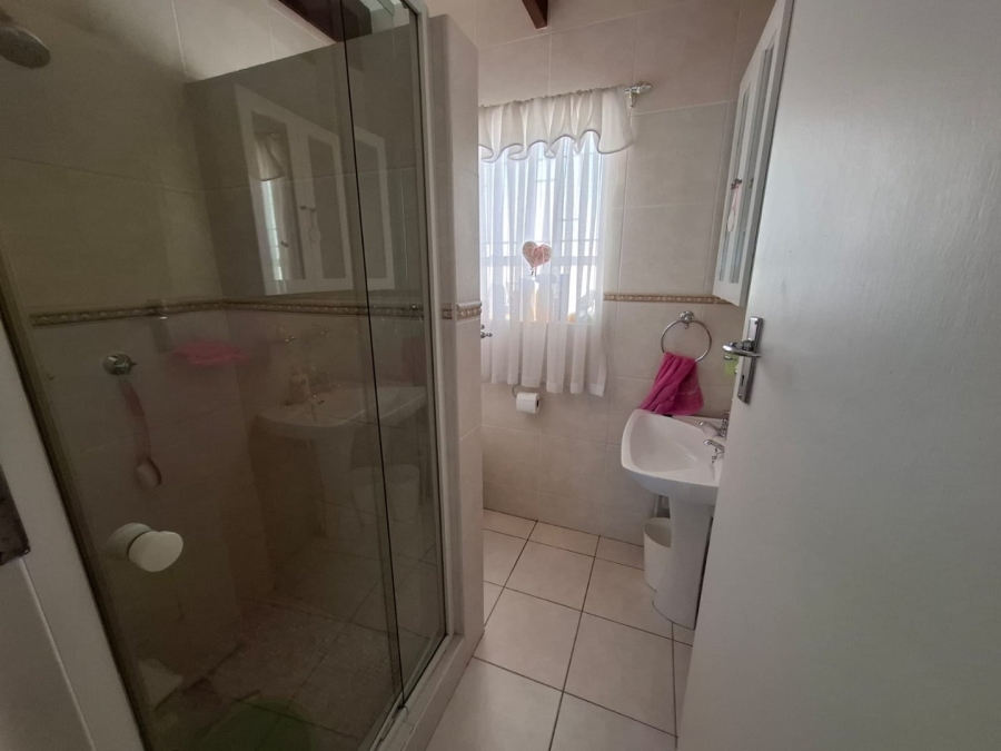 4 Bedroom Property for Sale in Monument Park Gauteng