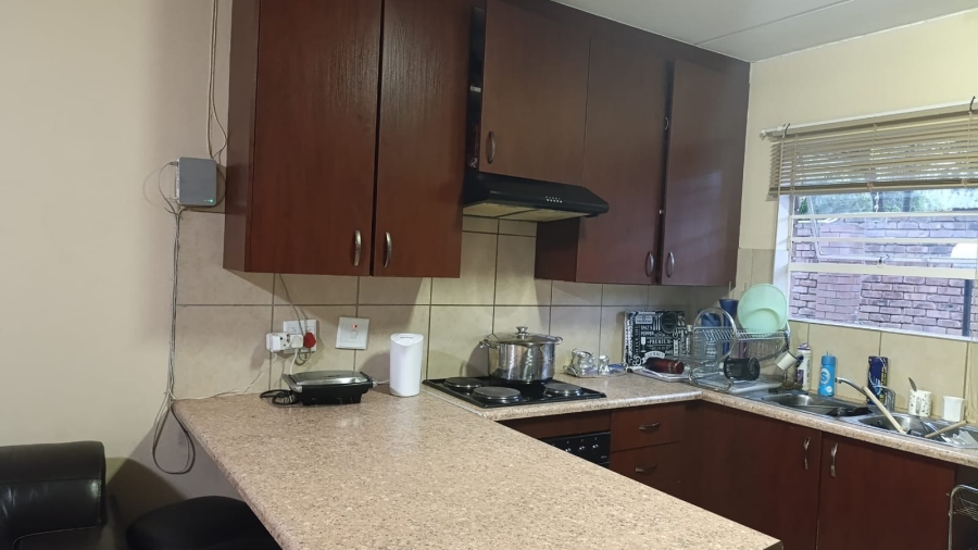 To Let 3 Bedroom Property for Rent in Terenure Gauteng