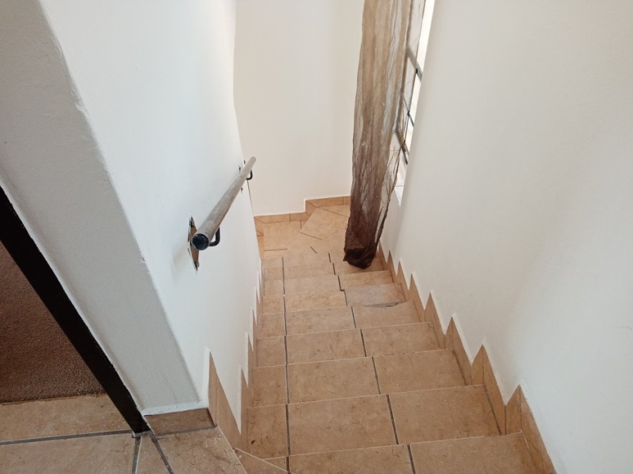 To Let 2 Bedroom Property for Rent in Claremont Gauteng