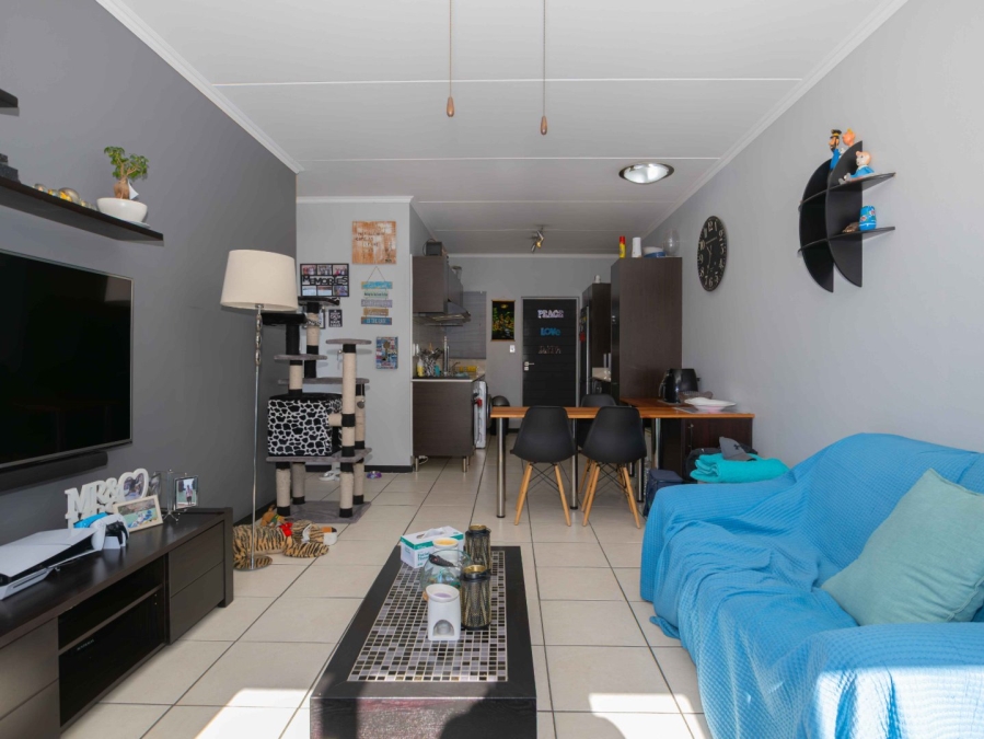 2 Bedroom Property for Sale in Greenstone Hill Gauteng