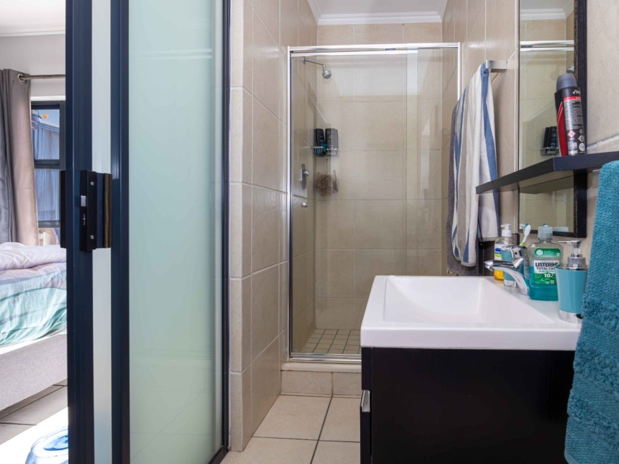 2 Bedroom Property for Sale in Greenstone Hill Gauteng
