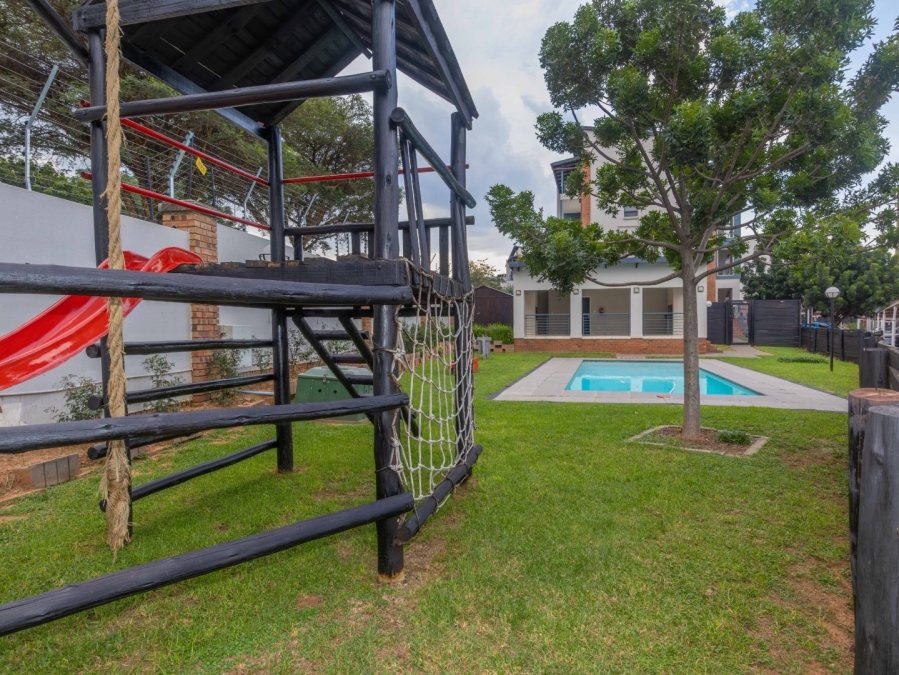 2 Bedroom Property for Sale in Greenstone Hill Gauteng
