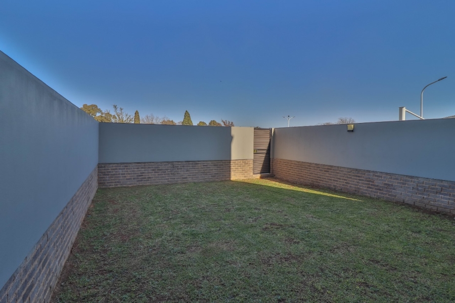 2 Bedroom Property for Sale in Lilianton Gauteng