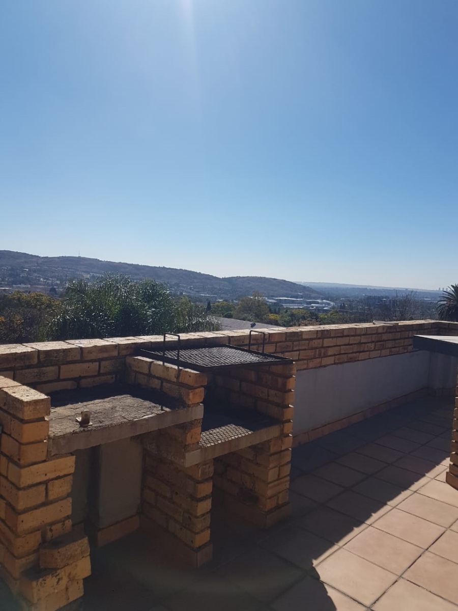 4 Bedroom Property for Sale in Kensington Gauteng