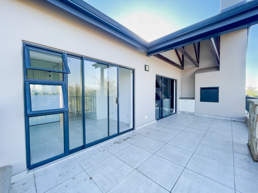 To Let 2 Bedroom Property for Rent in The Polofields Gauteng